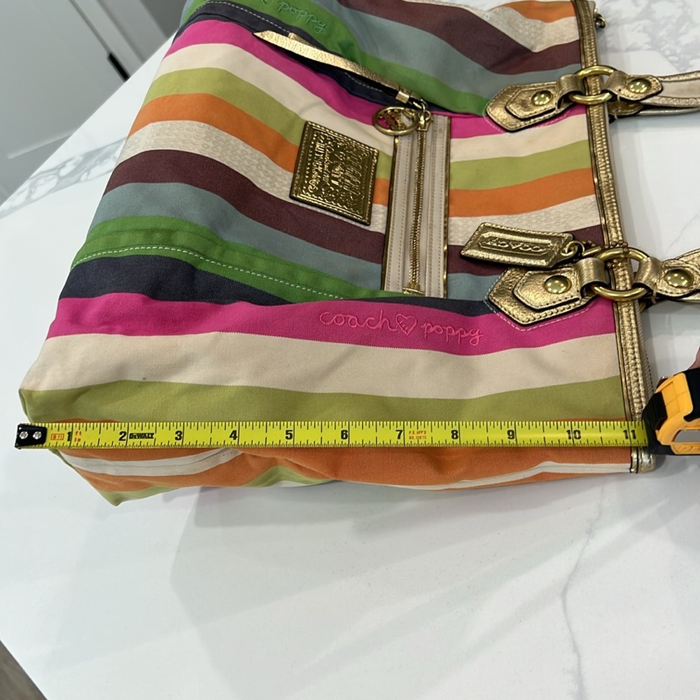 COACH poppy Tote Set. - Picture 14 of 16
